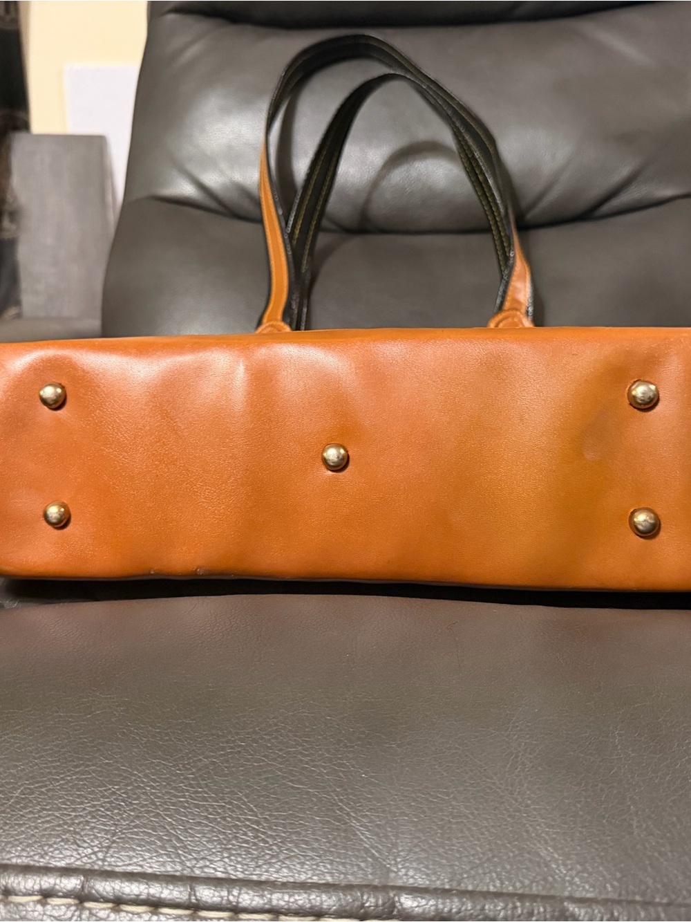 Vintage Dooney & Bourke Black and Tan Pebbled Leather Shoulder Tote - Picture 5 of 15